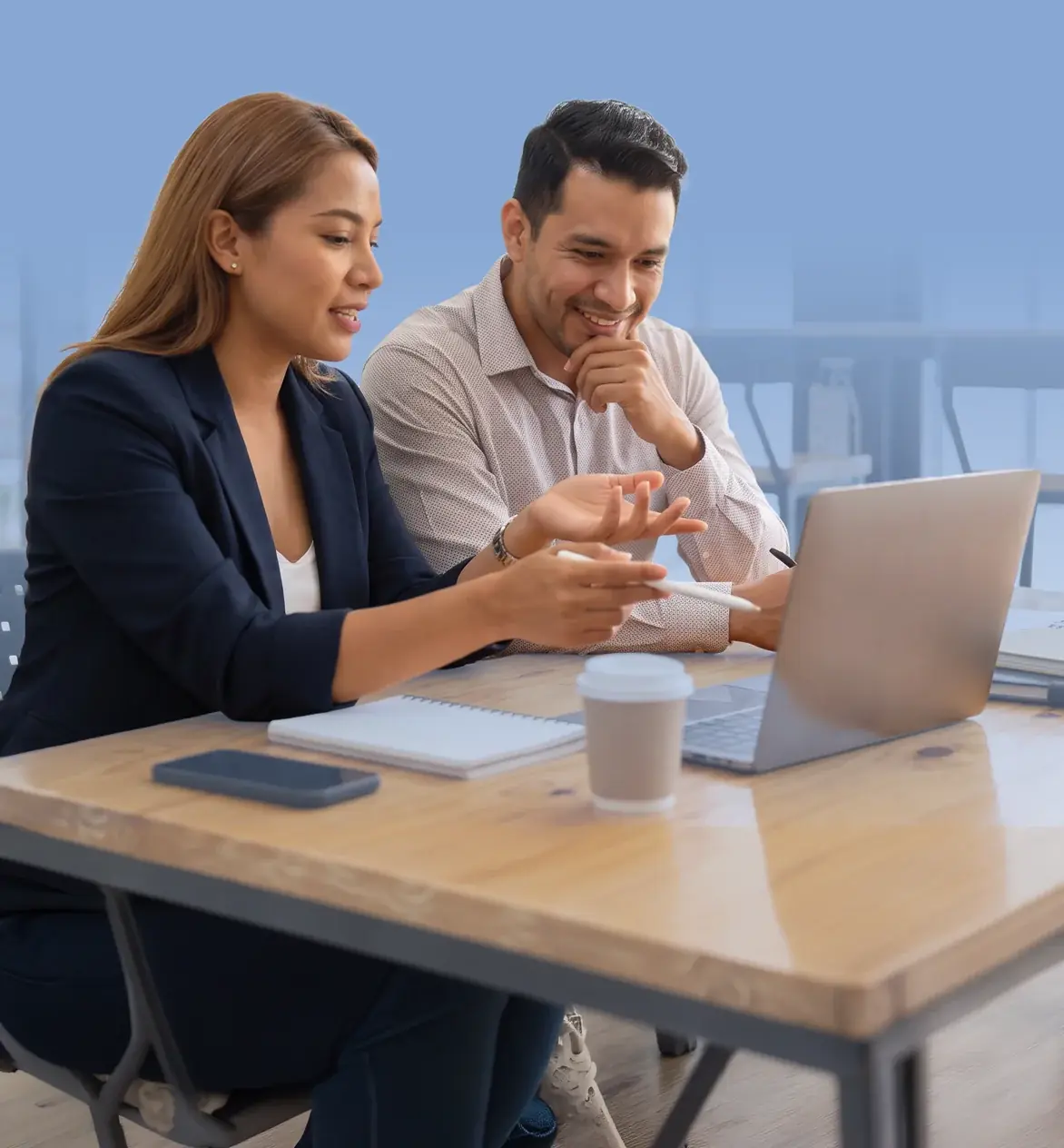 Sesión de consultoría comercial con un cliente